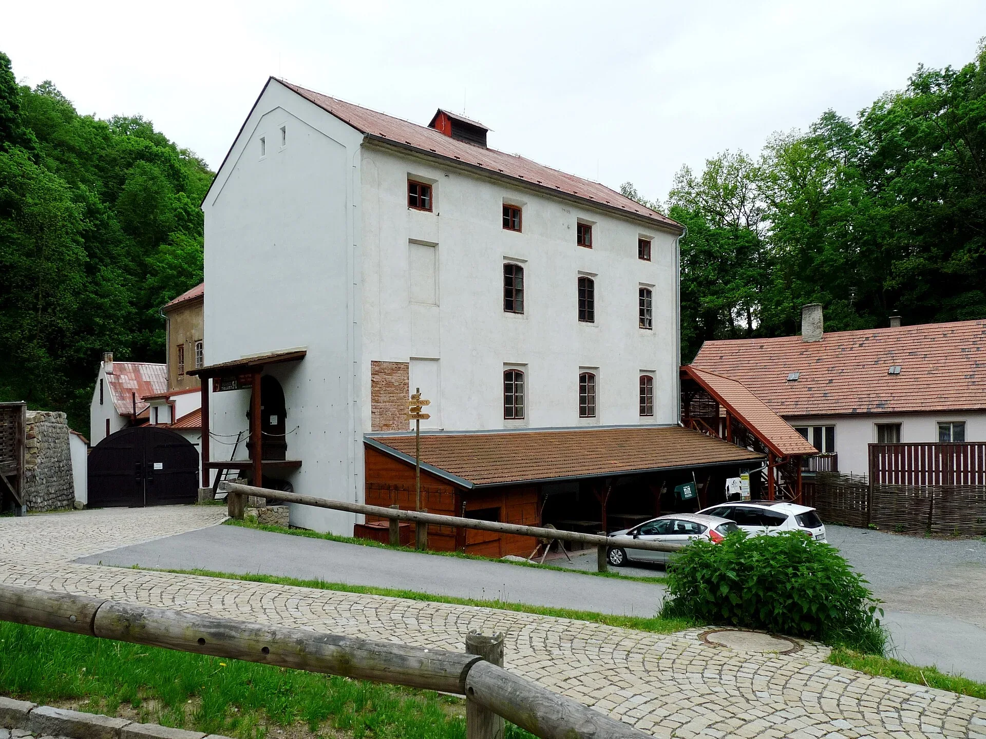 Fotografie místa Housův mlýn