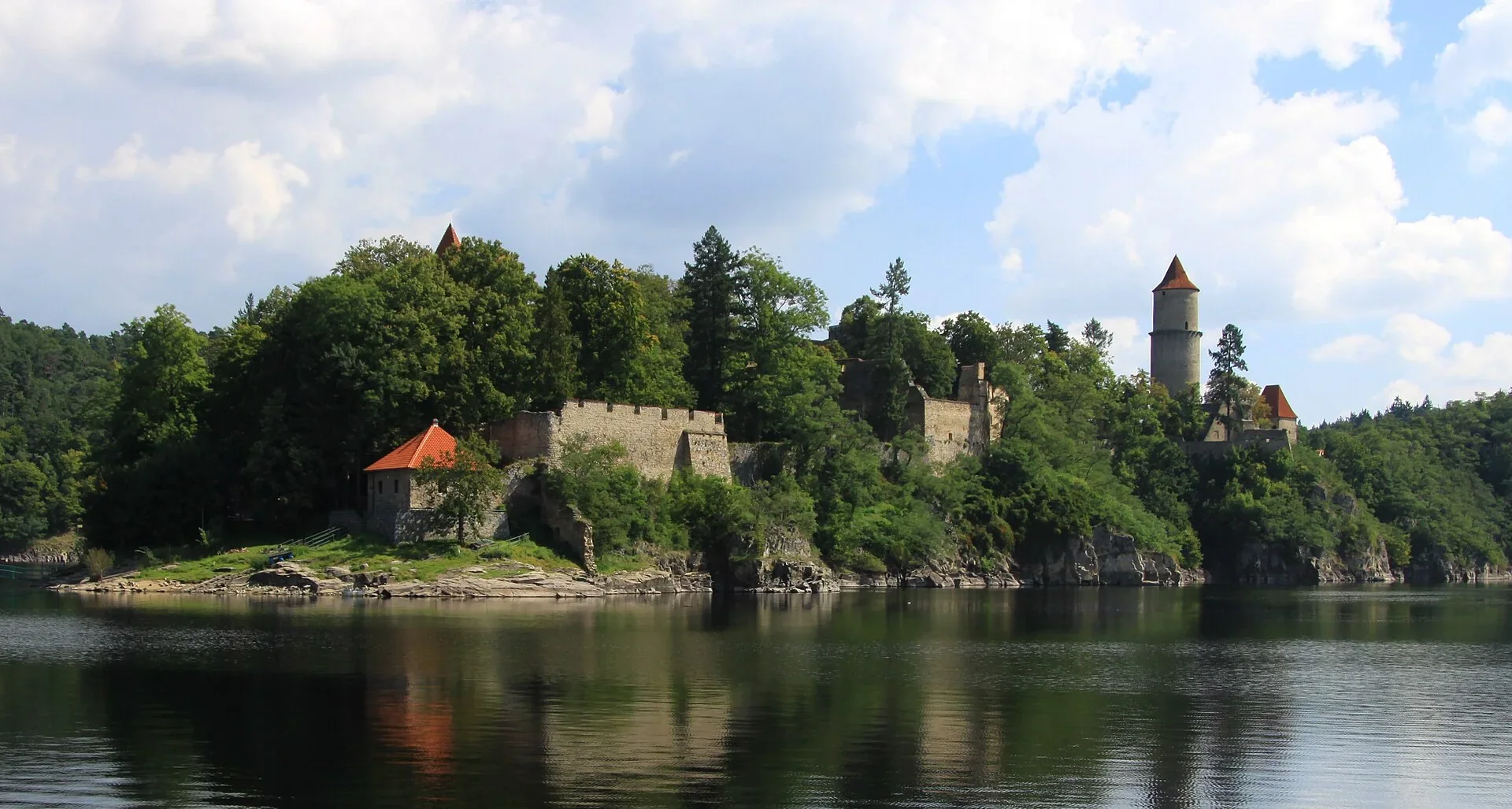 Fotografie místa hrad Zvíkov