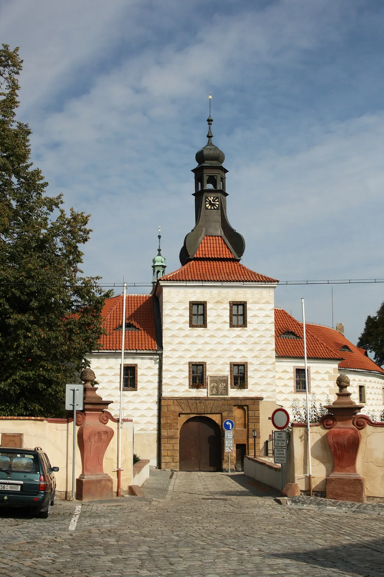 Fotografie místa Zámek Kostelec nad Černými lesy