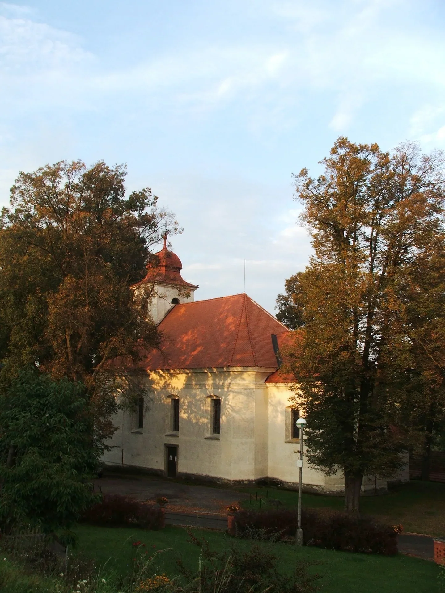 Fotografie místa Kostel Povýšení svatého Kříže (Dolní Bělá)