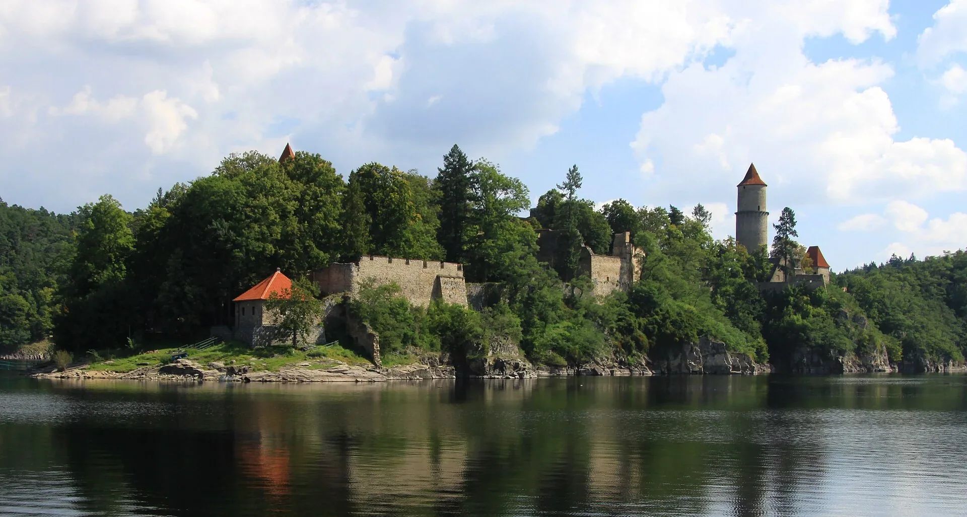 Fotografie místa hrad Zvíkov