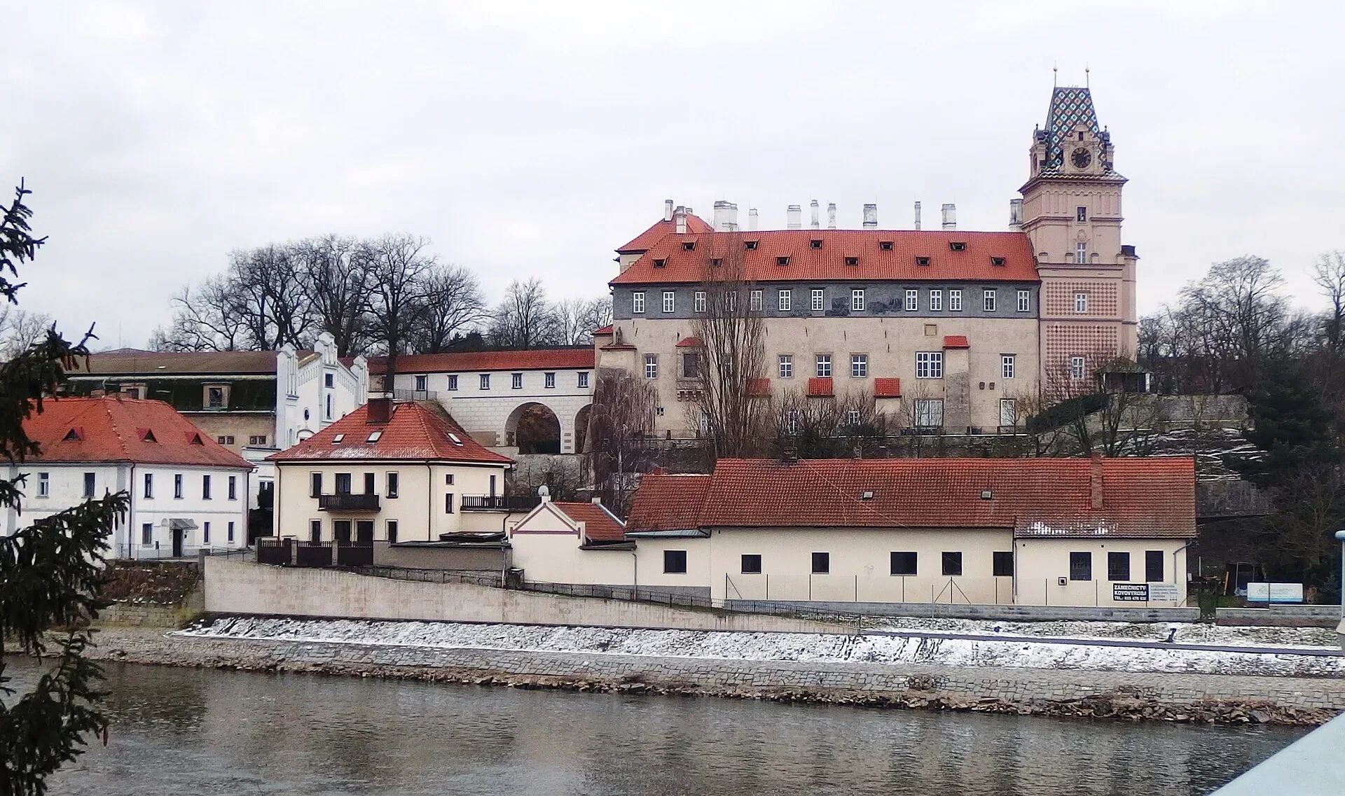 Fotografie místa zámek Brandýs nad Labem